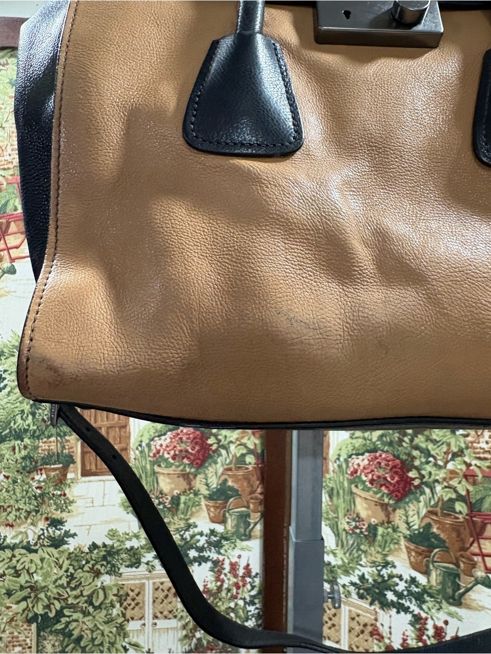 Prada Glance Pomice Two-Tone Tan and Black Leather Satchel - Picture 7 of 16